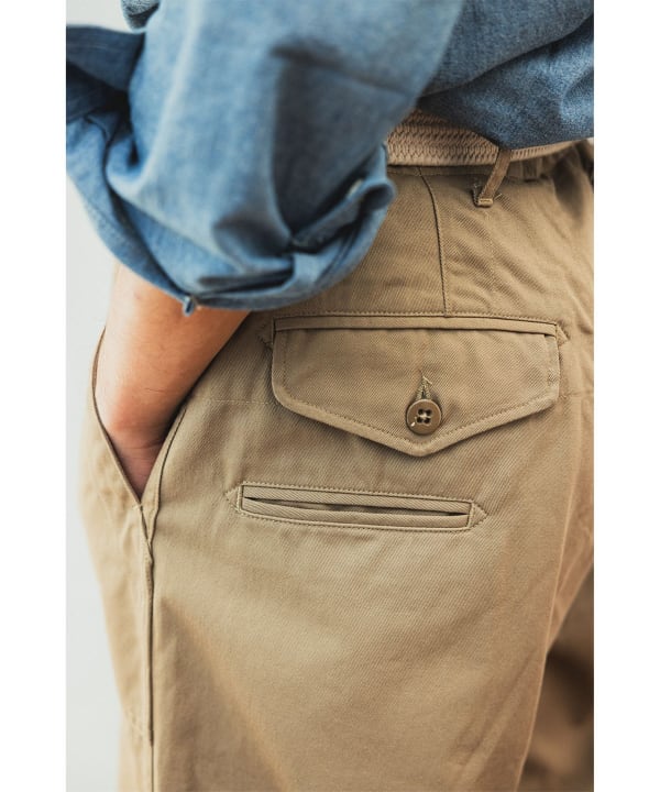 BEAMS PLUS（ビームス プラス）【別注】PEG / GLASSFIELD PANTS CHINO