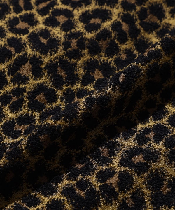 MIL Over 6 Pocketts Leopard Jacquard