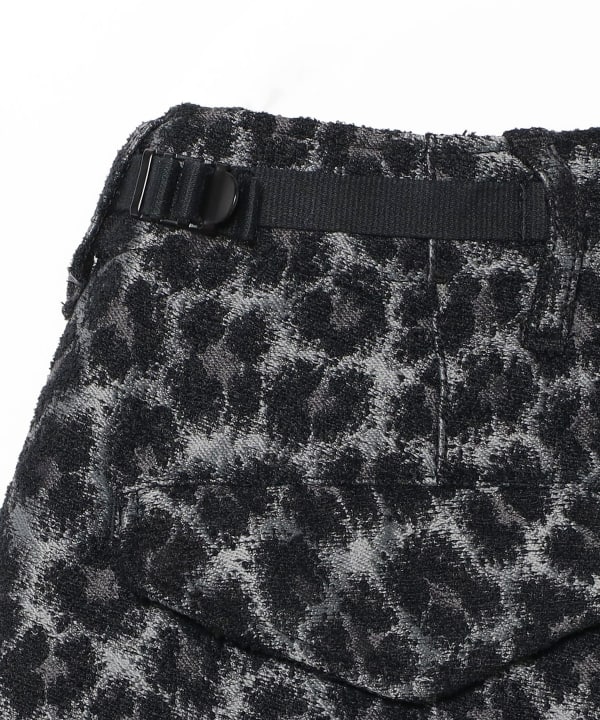MIL Over 6 Pocketts Leopard Jacquard
