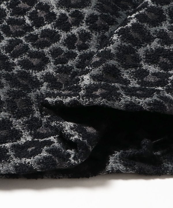 MIL Over 6 Pocketts Leopard Jacquard