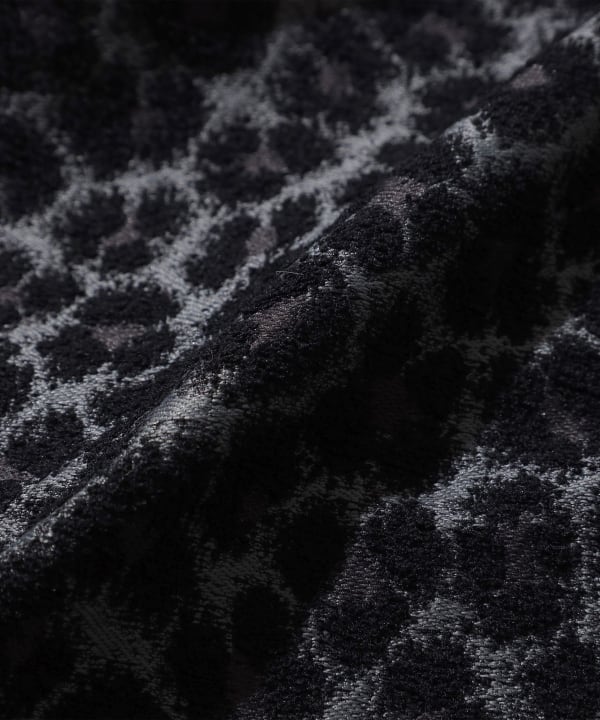 MIL Over 6 Pocketts Leopard Jacquard