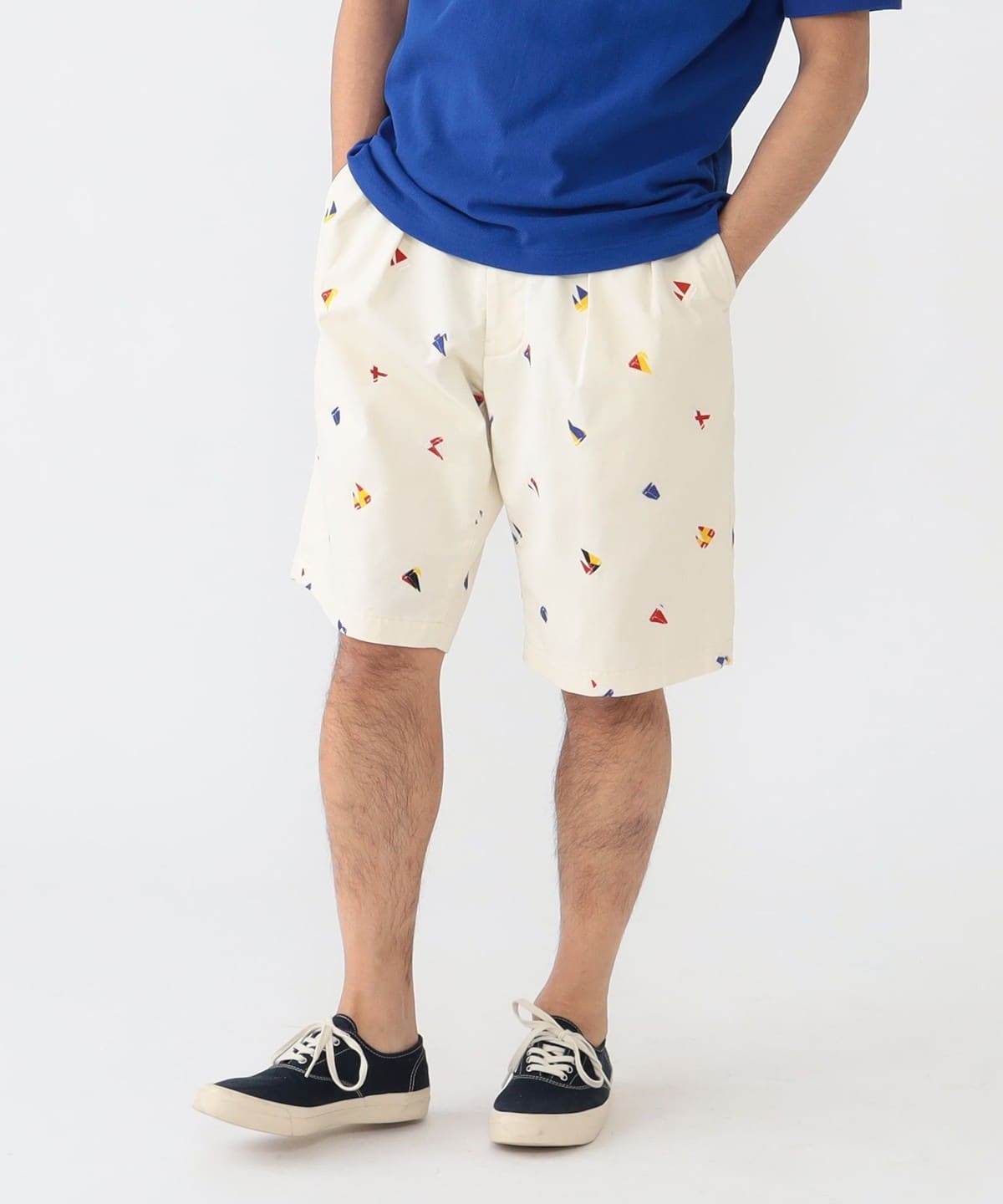 BEAMS PLUS（ビームス プラス）2 Pleats Shorts Embroidery On Print