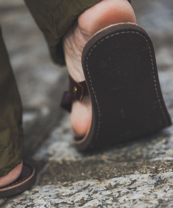 BEAMS PLUS（ビームス プラス）【別注】KOVALAM / Tongs Sandal