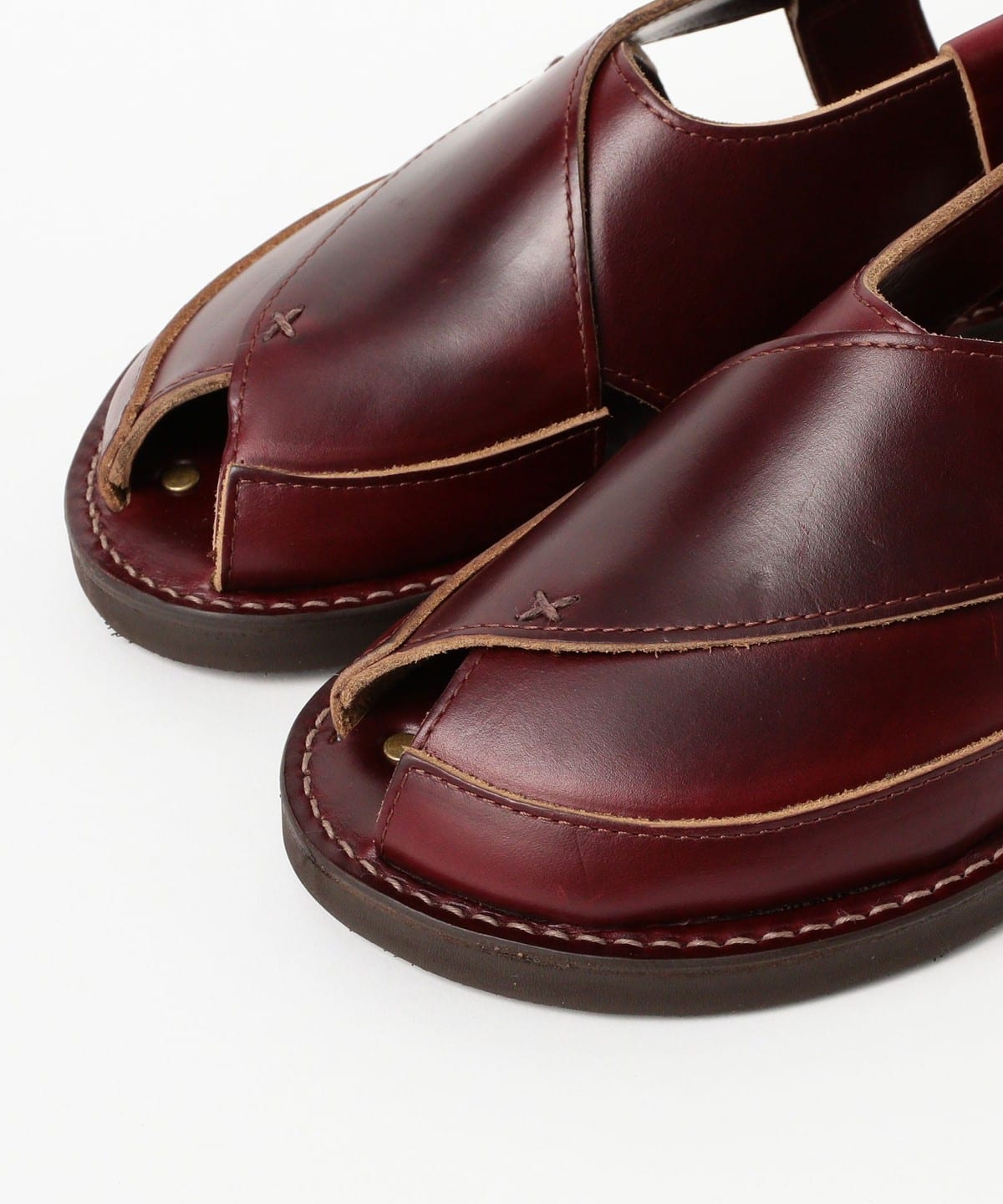 BEAMS PLUS（ビームス プラス）【別注】KOVALAM / X-STRAP SANDAL