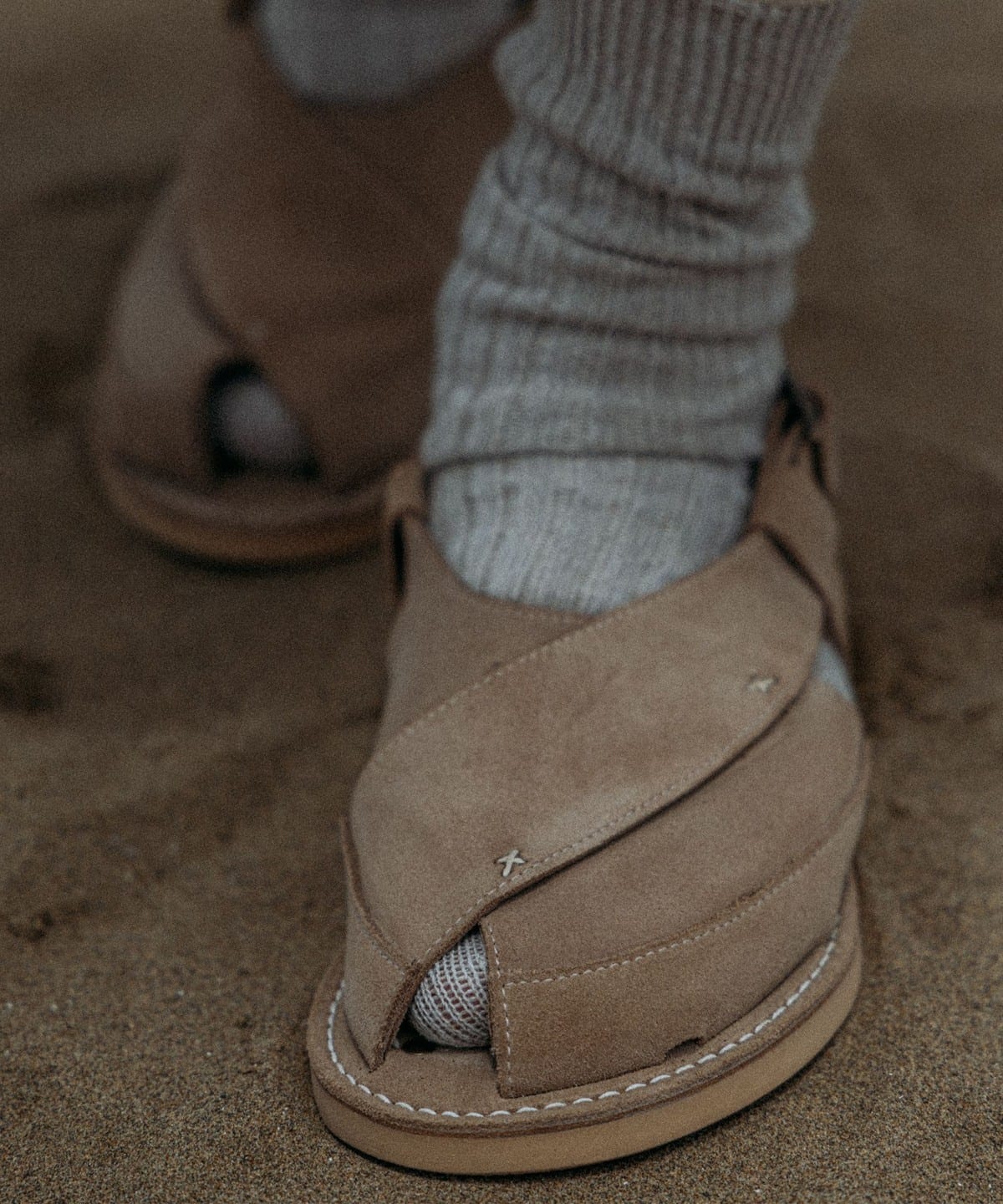 BEAMS PLUS（ビームス プラス）【別注】KOVALAM / X-STRAP SANDAL