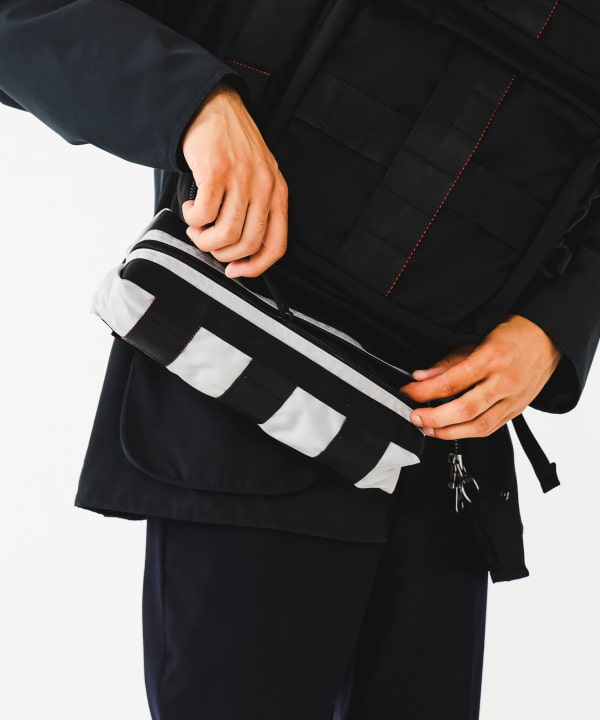 BEAMS PLUS（ビームス プラス）【別注】BRIEFING / DT Pouch Color CORDURA Nylon（財布・小物  ポーチ）通販｜BEAMS