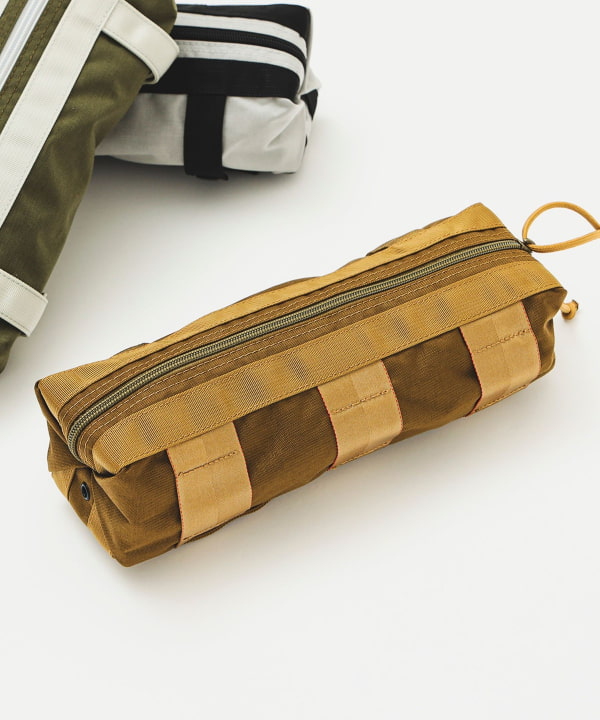 BEAMS PLUS（ビームス プラス）【別注】BRIEFING / DT Pouch Color CORDURA Nylon（財布・小物  ポーチ）通販｜BEAMS