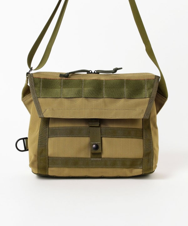 BEAMS PLUS（ビームス プラス）BRIEFING × BEAMS PLUS / 別注 FLEET MESSENGER BAG  KHAKI（バッグ メッセンジャーバッグ）通販｜BEAMS