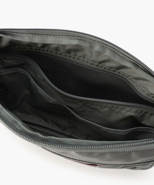 【モアバリエーション限定】BRIEFING / A4 CLUTCH