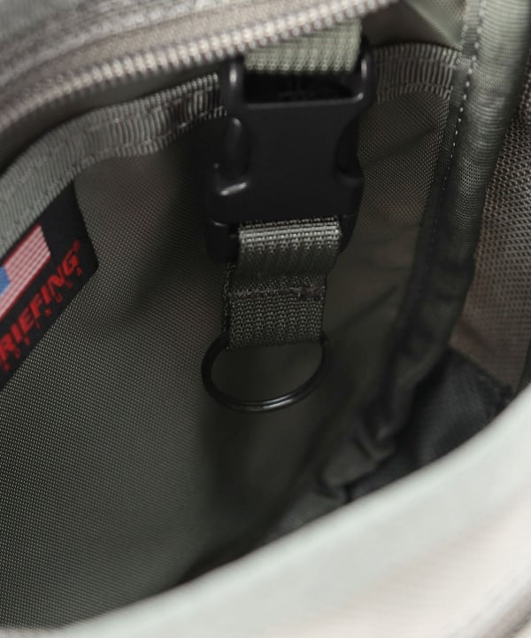 【モアバリエーション限定】BRIEFING / DAY TRIPPER/XS
