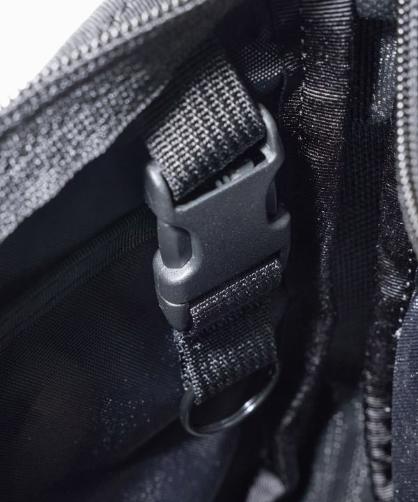 【モアバリエーション限定】BRIEFING / DAY TRIPPER/XS