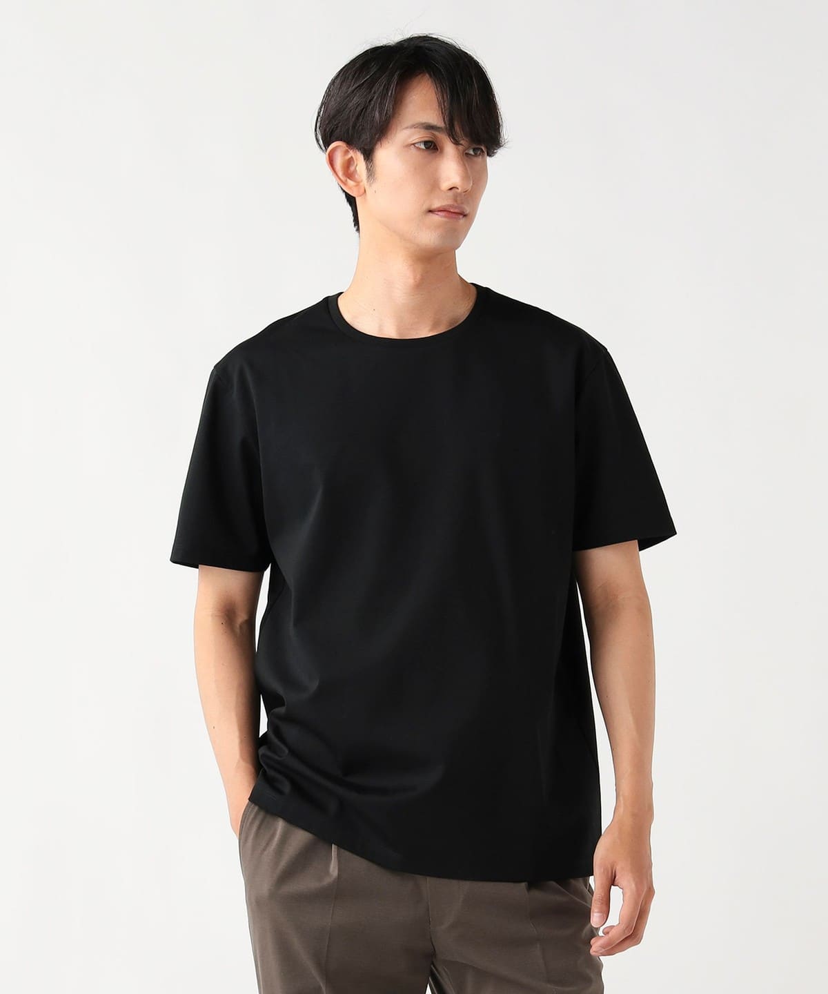 アンジュルム　伊勢鈴蘭 beams Tシャツ 黒 Lサイズ マンガート ビームス〉が、今年で10周年を迎えるアイドルグループ