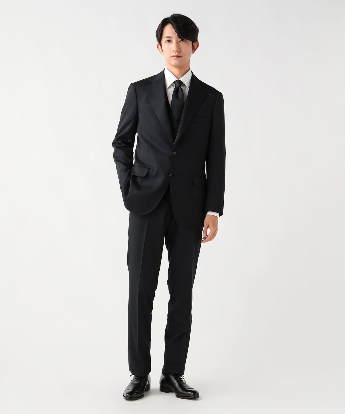 BEAMS HEART（ビームス ハート）130's ブラック 3ボタン 3ピーススーツ