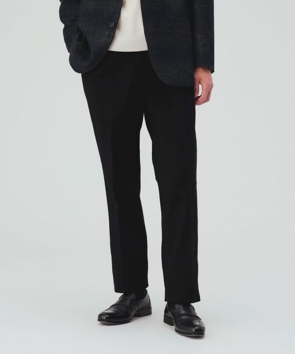 【10%OFFクーポン対象】コットンカルゼ 2プリーツ ストレッチ チノパンツ 暖かみのある裏微起毛コットンカルゼ素材を使用。肌寒い季節も快適に過ごせます[H：178cm Size：L]