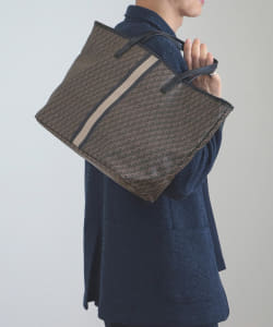 ▲BEAMS HEART / コーティングキャンバス ゴシック ライン トートバッグ