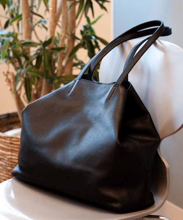 BEAMS HEART（ビームス ハート）レザー トートバッグ（A4サイズ