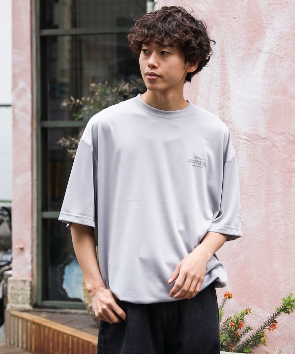 インバーテッド・スカル・リンガーTシャツ SCULPTOR（スカルプター）の「Sports Logo Ringer Tee/スポーツ