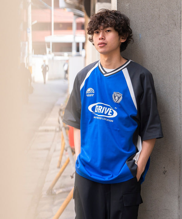 BEAMS HEART（ビームス ハート）Vネック ゲーム Tシャツ（T