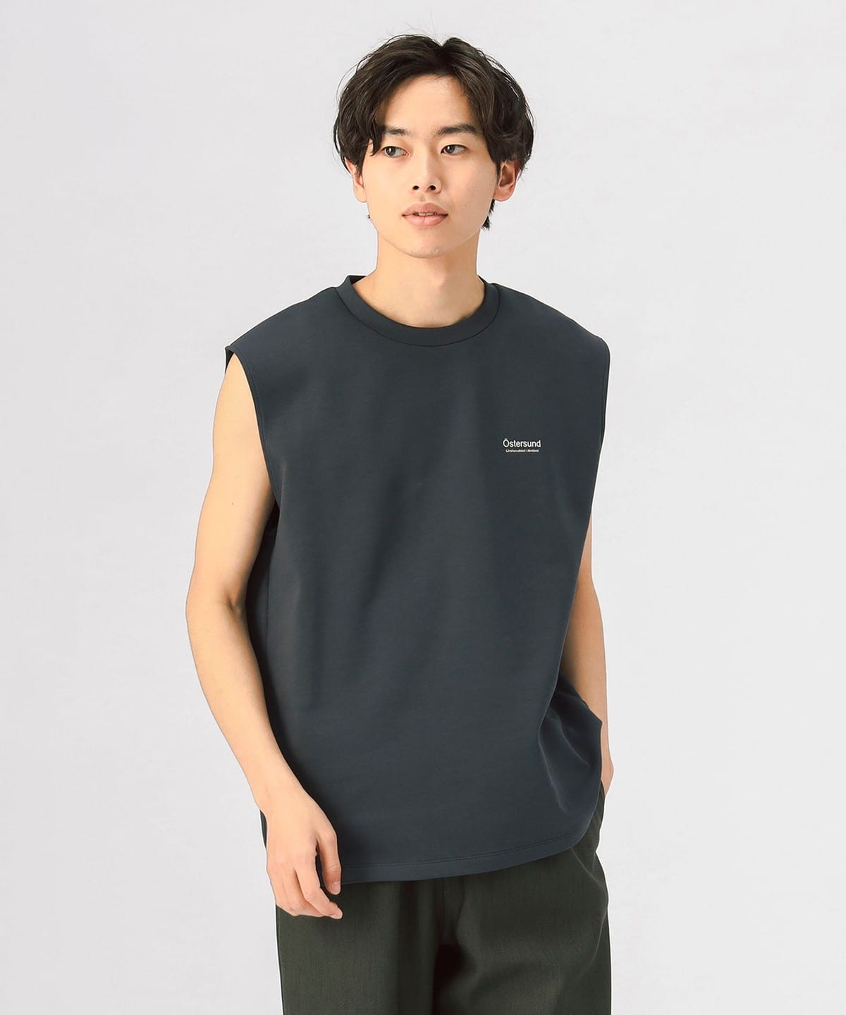 ダンボール ノースリーブ Tシャツ(吸水速乾・毛玉軽減) Tシャツ・カットソー MEN CHARCOAL GREY M ダンボール ノースリーブ Tシャツ(吸水速乾・毛玉軽減) Tシャツ・カットソー MEN CHARCOAL GREY M