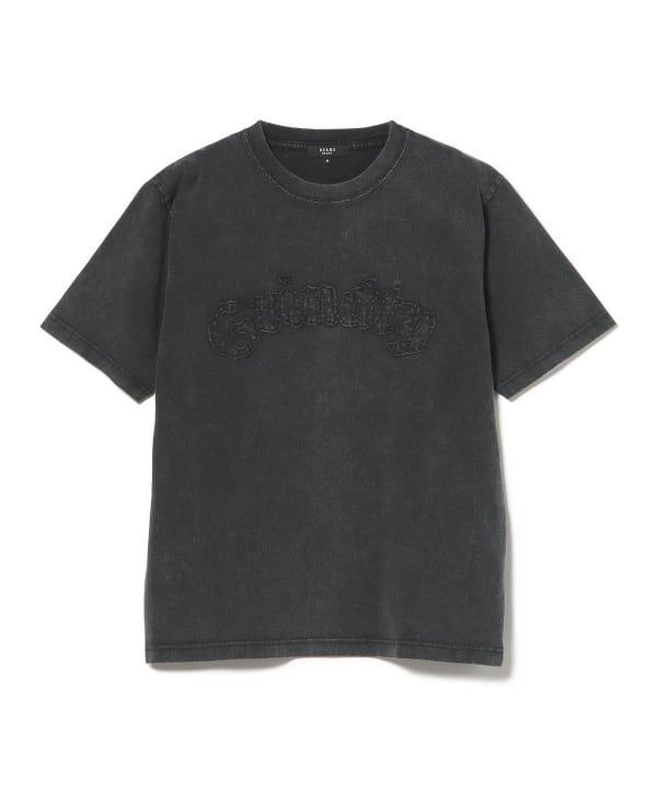 アップリケ ウォッシュ クルーネック Tシャツ ウォッシュ加工によるヴィンテージのような褪せ感が、こなれた雰囲気を演出します