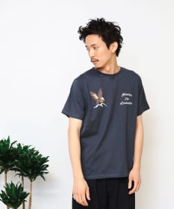 BEAMS HEART / スカジャン プリント Tシャツ