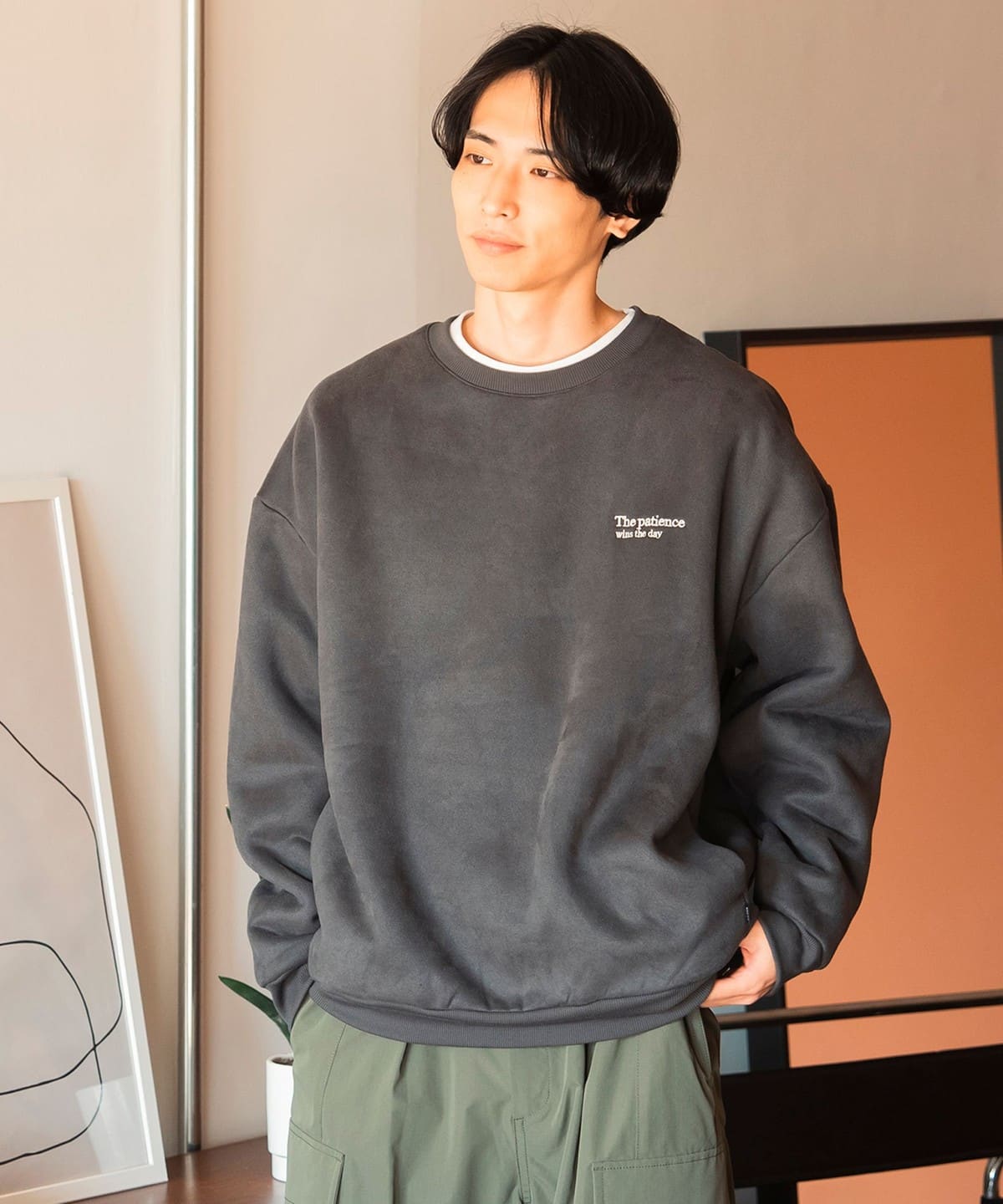 フェイクスウェード ボア クルーネック スウェット トップス MEN CHARCOAL GREY S フェイクスウェード ボア クルーネック スウェット トップス MEN CHARCOAL GREY S