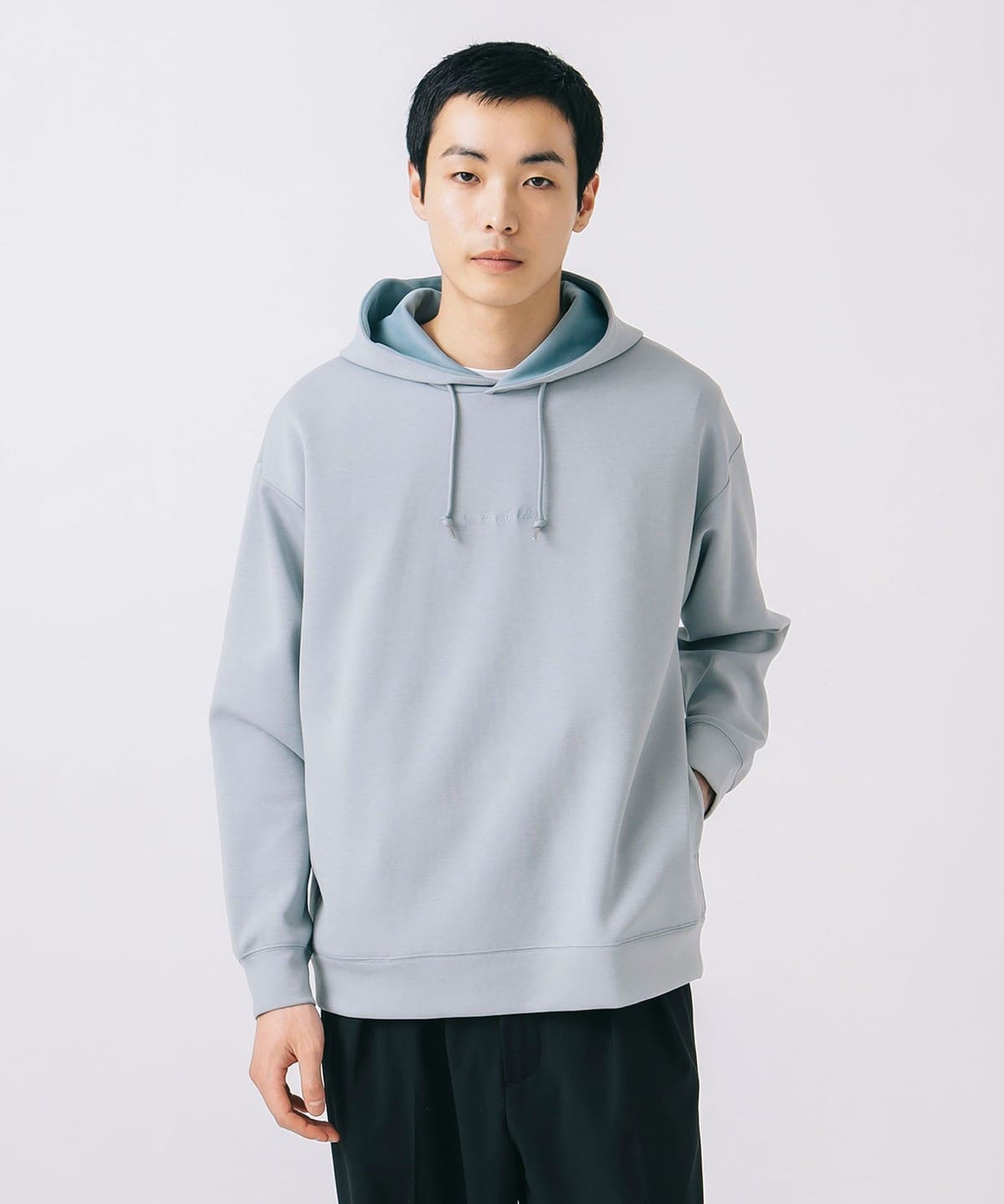 ダンボール 配色 パーカー (吸水速乾・毛玉軽減) トップス MEN SMOKE BLUE M ダンボール 配色 パーカー (吸水速乾・毛玉軽減) トップス MEN SMOKE BLUE M