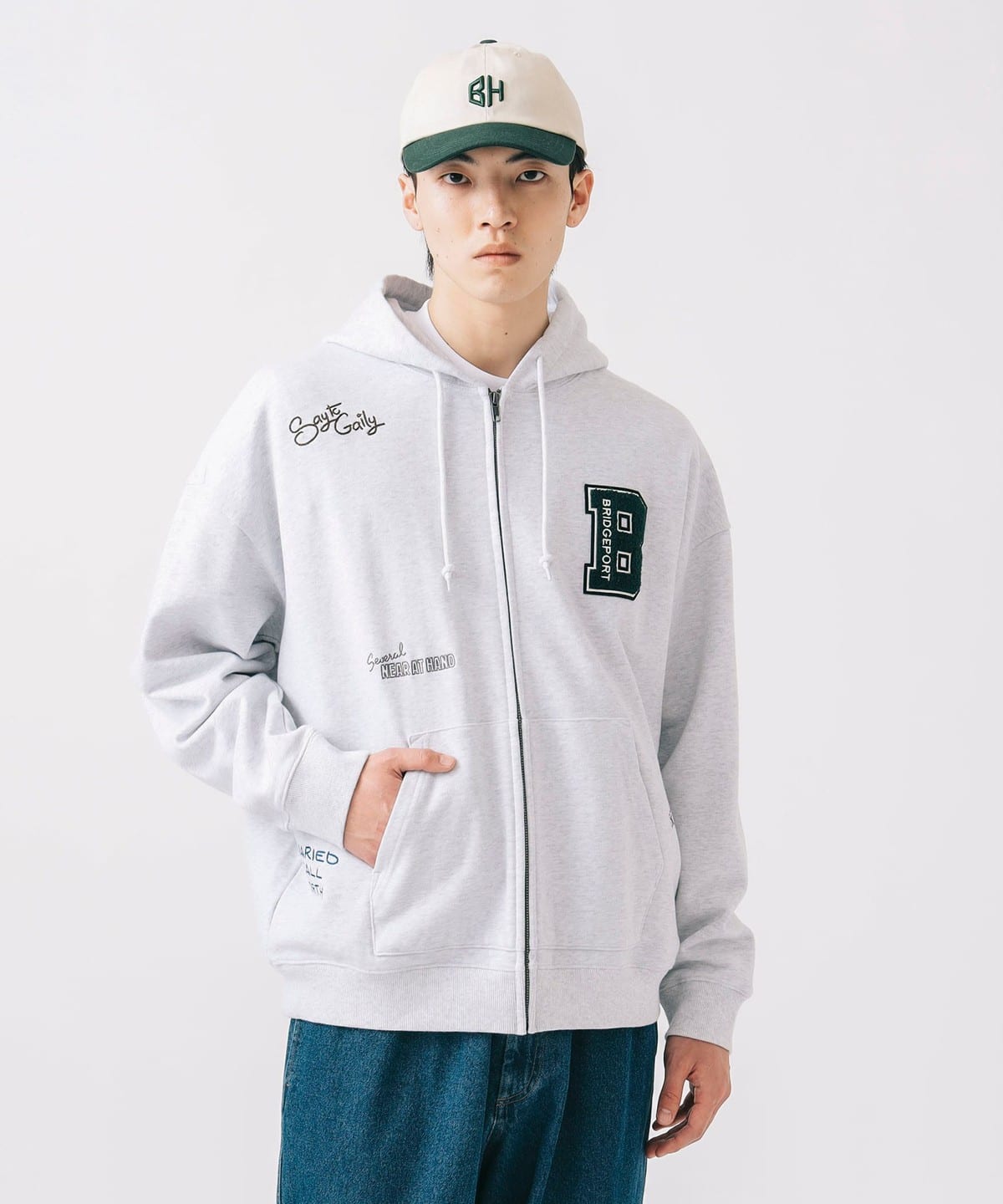 レタードワッペン ジップ パーカー トップス MEN LT. GREY L レタードワッペン ジップ パーカー トップス MEN LT. GREY L