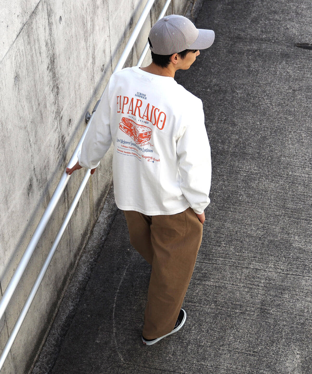 [Outlet] BEAMS HEART / Hood Graphic Long Sleeve T-shirt