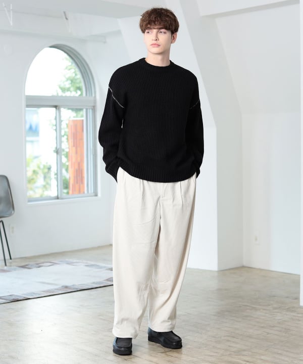 BEAMS HEART (BEAMS HEART) One-sided crew neck knit (tops, knitwear