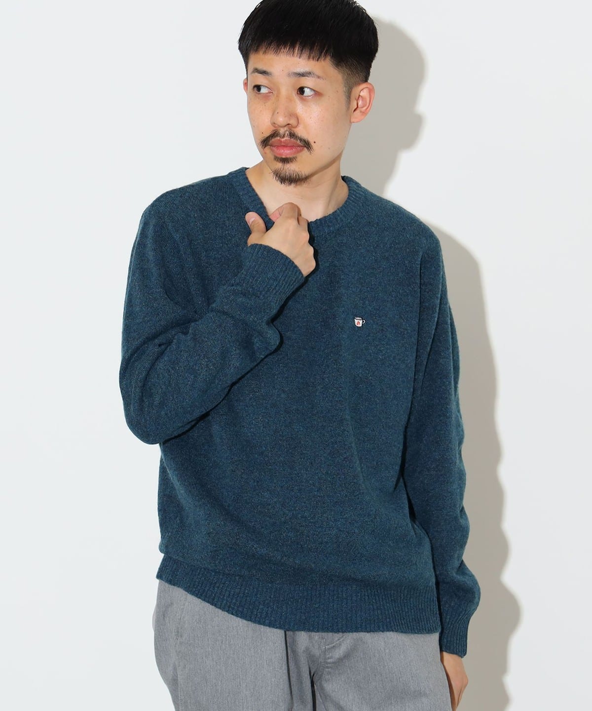 コーヒー エンブレム クルーネック ニット トップス MEN BLUE M コーヒー エンブレム クルーネック ニット トップス MEN BLUE M