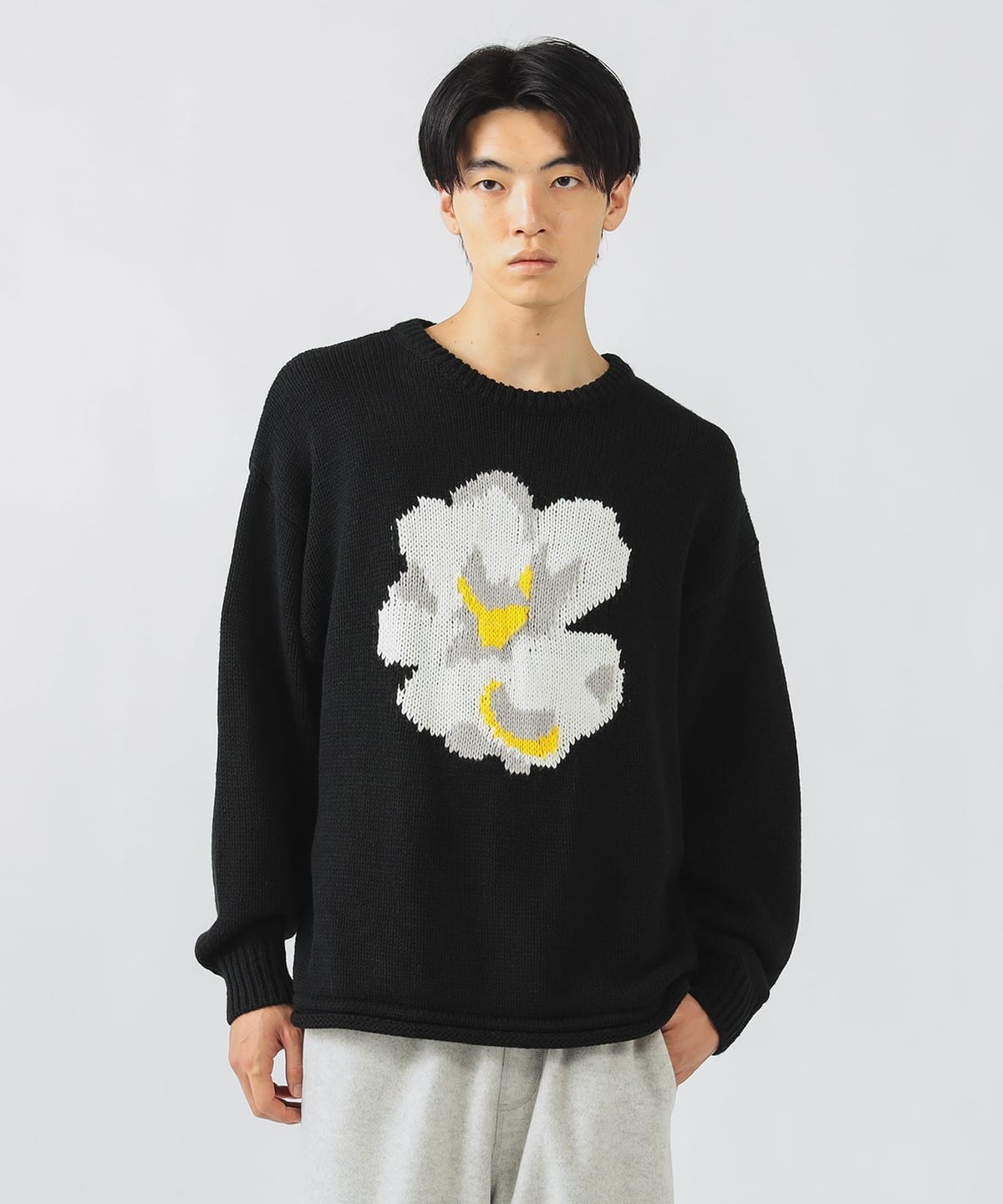 【新品未使用!】OLLEBOREBLA ブラック 花モチーフ ニット M 42150098286_D_3.jpg