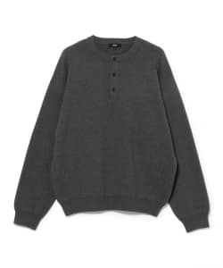 Sweatshirt-like Henley neck knit