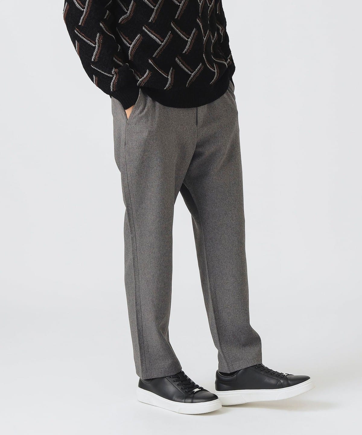 ポリメランジ テーパード パンツ パンツ MEN GREY M ポリメランジ テーパード パンツ パンツ MEN GREY M