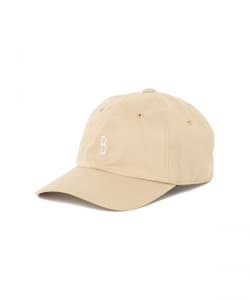 B logo cap