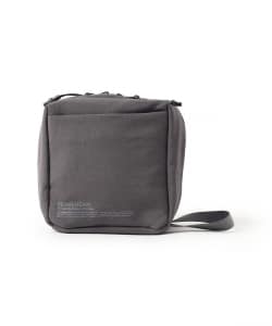 スモール マルチ スクエア ポーチ