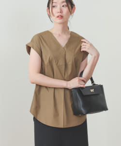 BEAMS HEART / スキッパー サイドボタン ブラウス