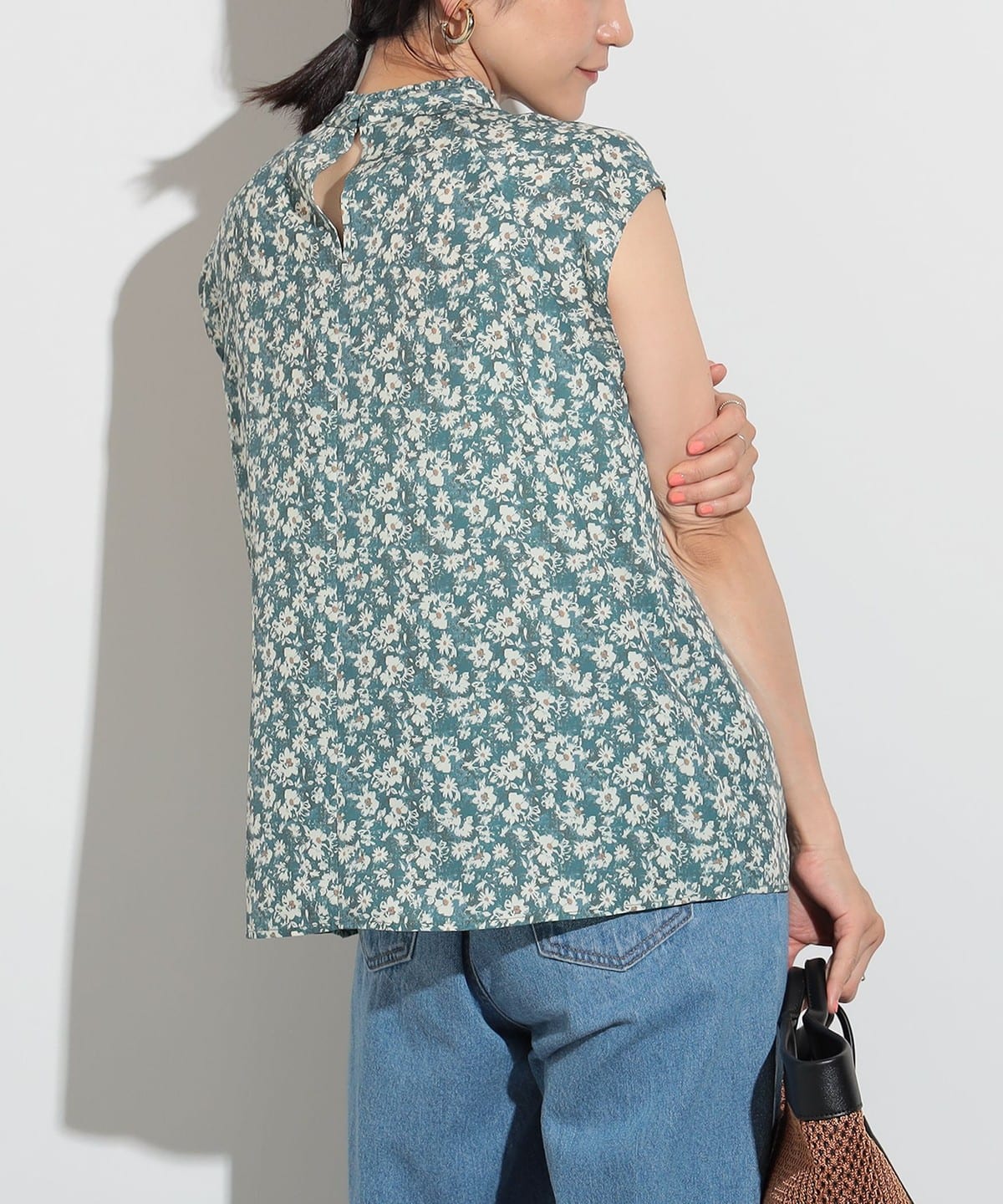 ネックフリル シャーリングブラウス シャツ・ブラウス WOMEN GREEN ONE SIZE ネックフリル シャーリングブラウス シャツ・ブラウス WOMEN GREEN ONE SIZE