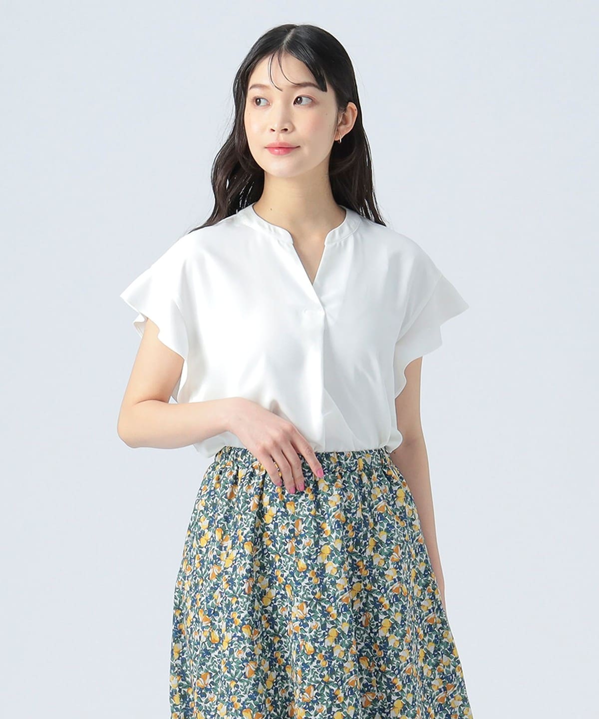 フリル袖 スキッパー プルオーバー(洗濯可) シャツ・ブラウス WOMEN OFF WHITE ONE SIZE フリル袖 スキッパー プルオーバー(洗濯可) シャツ・ブラウス WOMEN OFF WHITE ONE SIZE