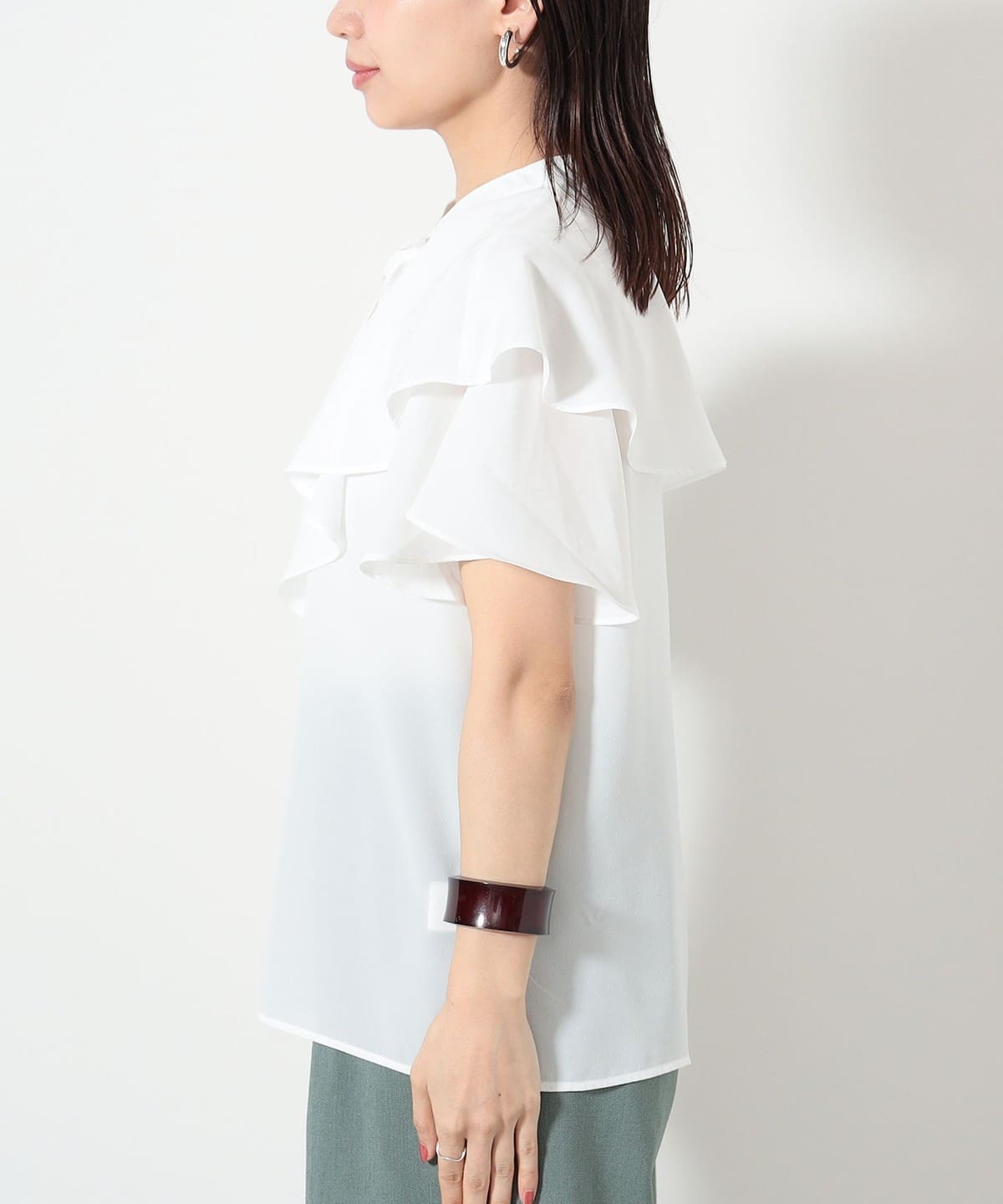 Heve heart neck peplum OHGA liten ブラウス