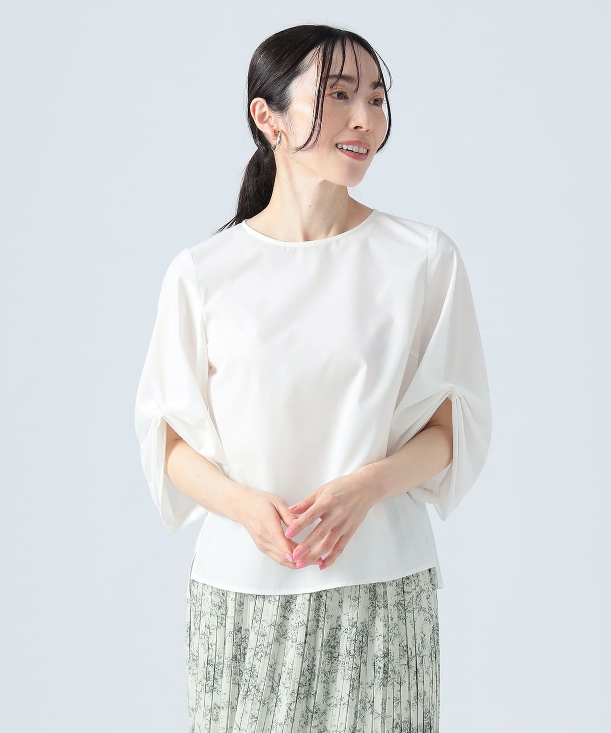 袖ボリューム ブラウス(洗濯可) シャツ・ブラウス WOMEN OFF WHITE ONE SIZE 袖ボリューム ブラウス(洗濯可) シャツ・ブラウス WOMEN OFF WHITE ONE SIZE