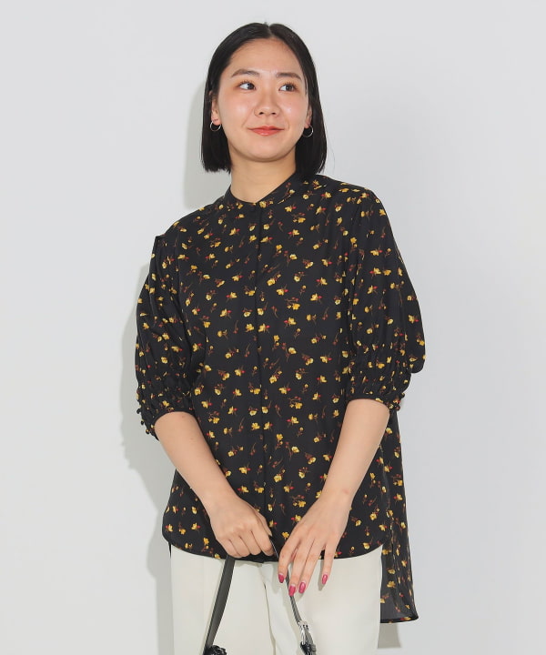 Ray BEAMS】フラワー プリント シャーリング ブラウス Ray BEAMS（レイ