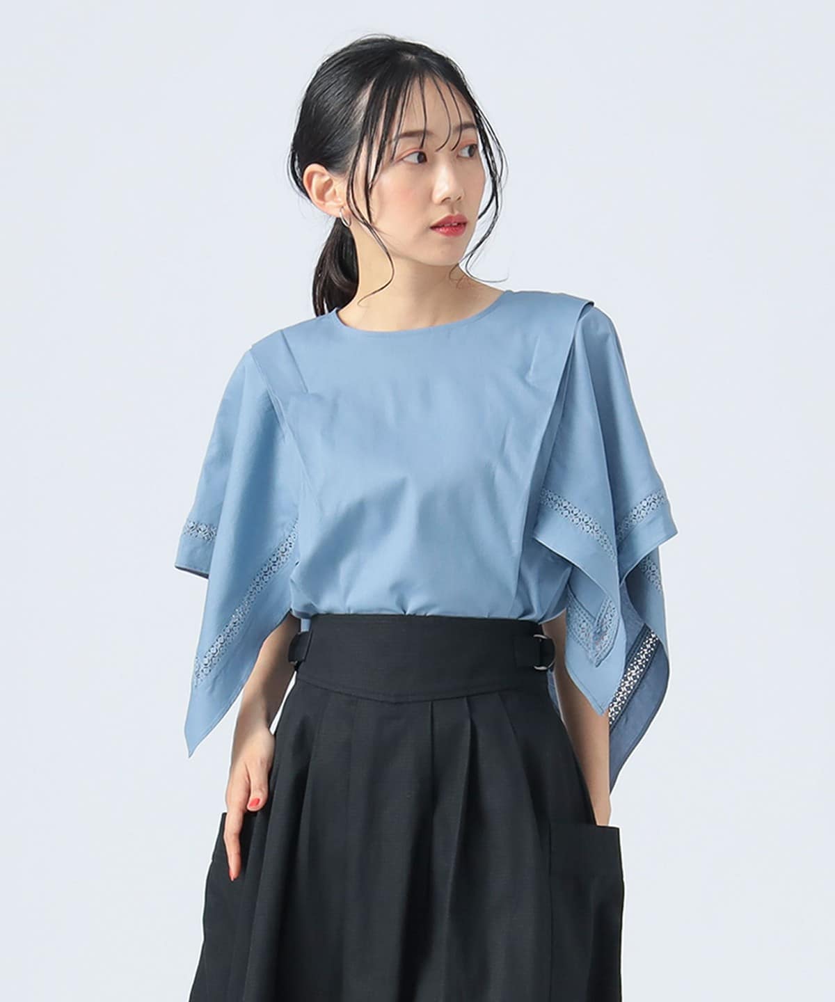 【6/5新規値下げ】袖口 レース フレアスリーブ ブラウス(洗濯可) シャツ・ブラウス WOMEN SAX ONE SIZE 【6/5新規値下げ】袖口 レース フレアスリーブ ブラウス(洗濯可) シャツ・ブラウス WOMEN SAX ONE SIZE