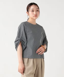 袖ボリューム　ブラウス