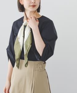 袖ボリュームタック ブラウス