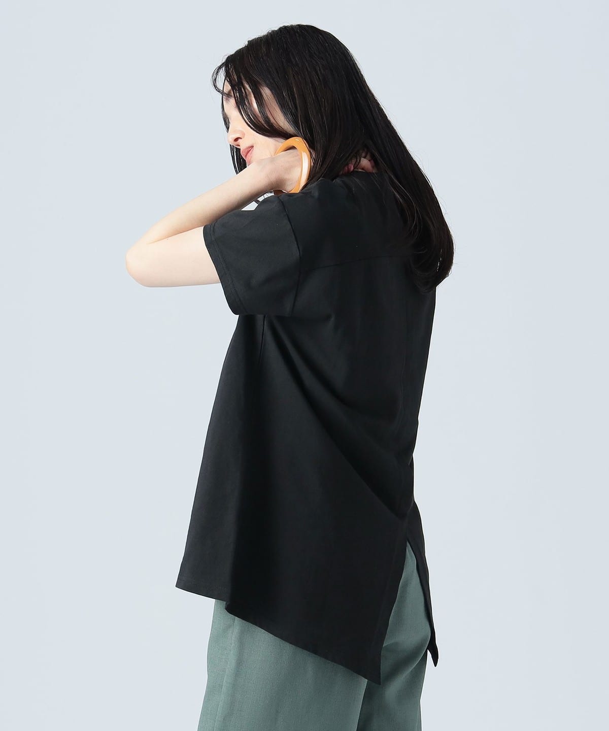 【6/5新規値下げ】バックスリット プルオーバー Tシャツ・カットソー WOMEN BLACK ONE SIZE 【6/5新規値下げ】バックスリット プルオーバー Tシャツ・カットソー WOMEN BLACK ONE SIZE