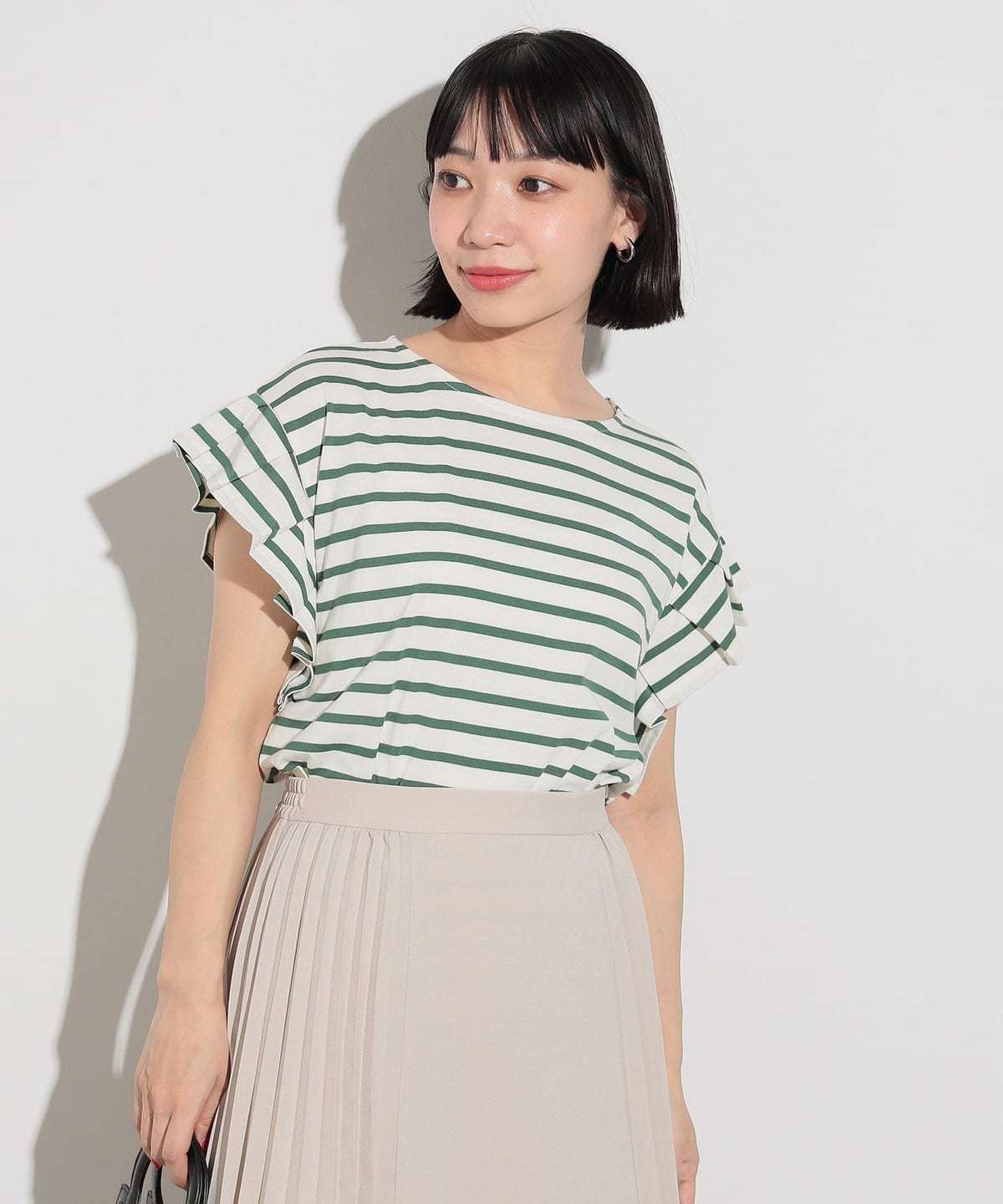 袖タック ボーダープルオーバー Tシャツ・カットソー WOMEN GREEN ONE SIZE 袖タック ボーダープルオーバー Tシャツ・カットソー WOMEN GREEN ONE SIZE
