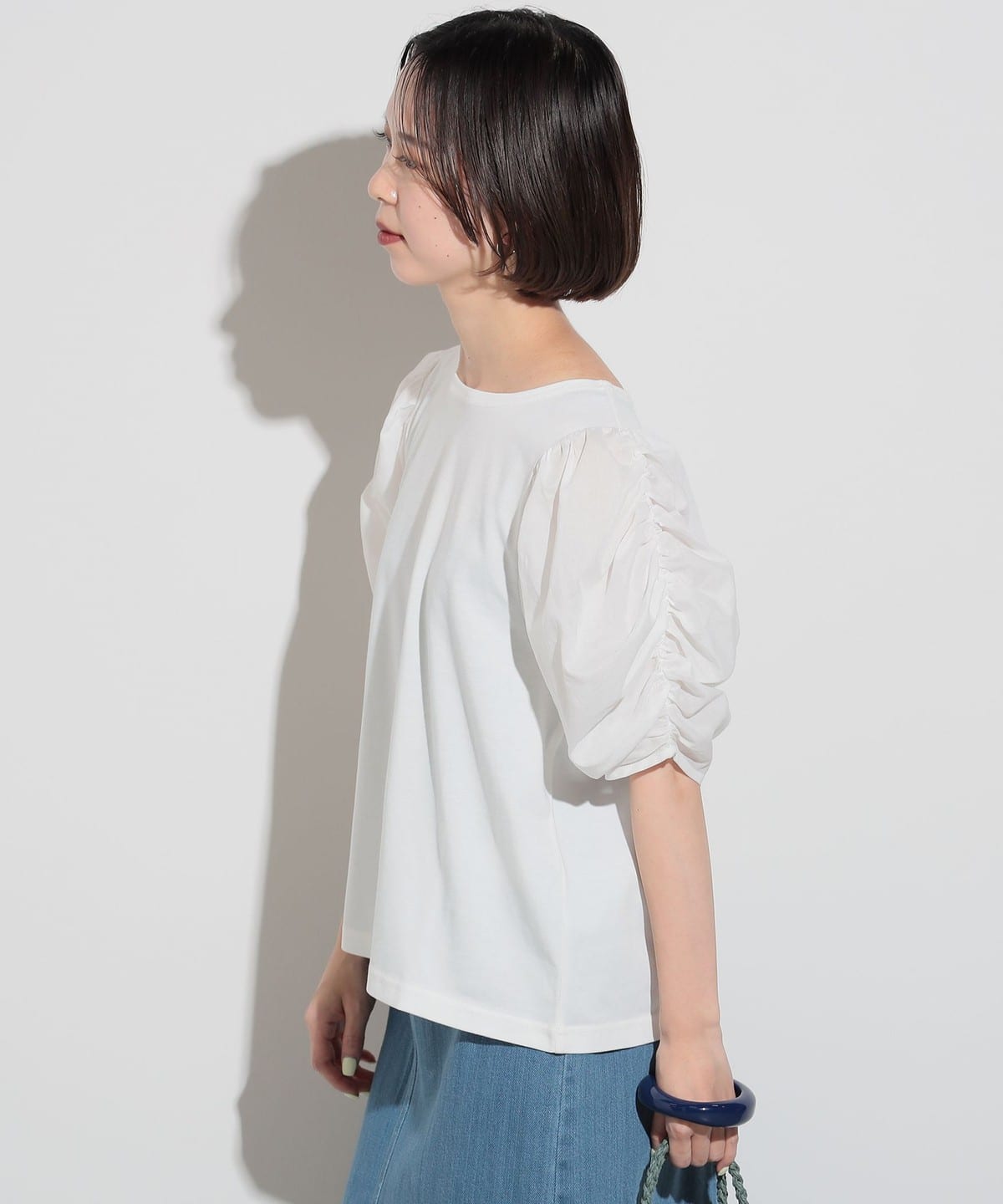 袖異素材 ギャザープルオーバー Tシャツ・カットソー WOMEN OFF WHITE ONE SIZE 袖異素材 ギャザープルオーバー Tシャツ・カットソー WOMEN OFF WHITE ONE SIZE
