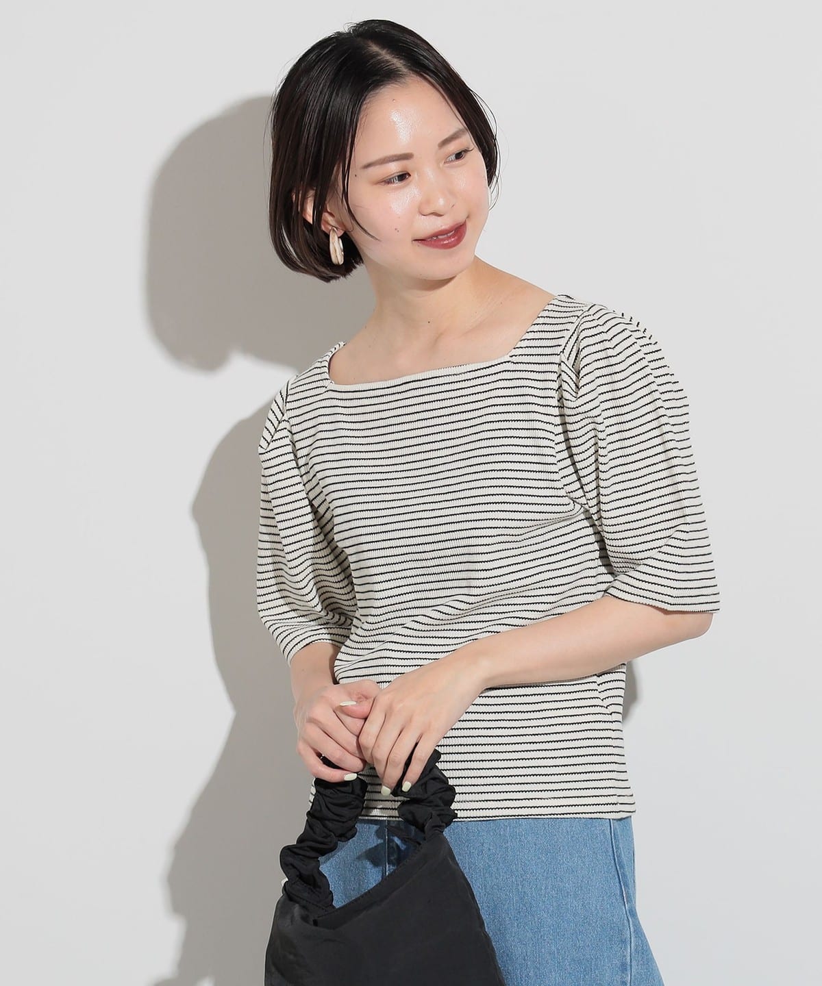 タックスリーブ ボーダープルオーバー Tシャツ・カットソー WOMEN OFF WHITE ONE SIZE タックスリーブ ボーダープルオーバー Tシャツ・カットソー WOMEN OFF WHITE ONE SIZE