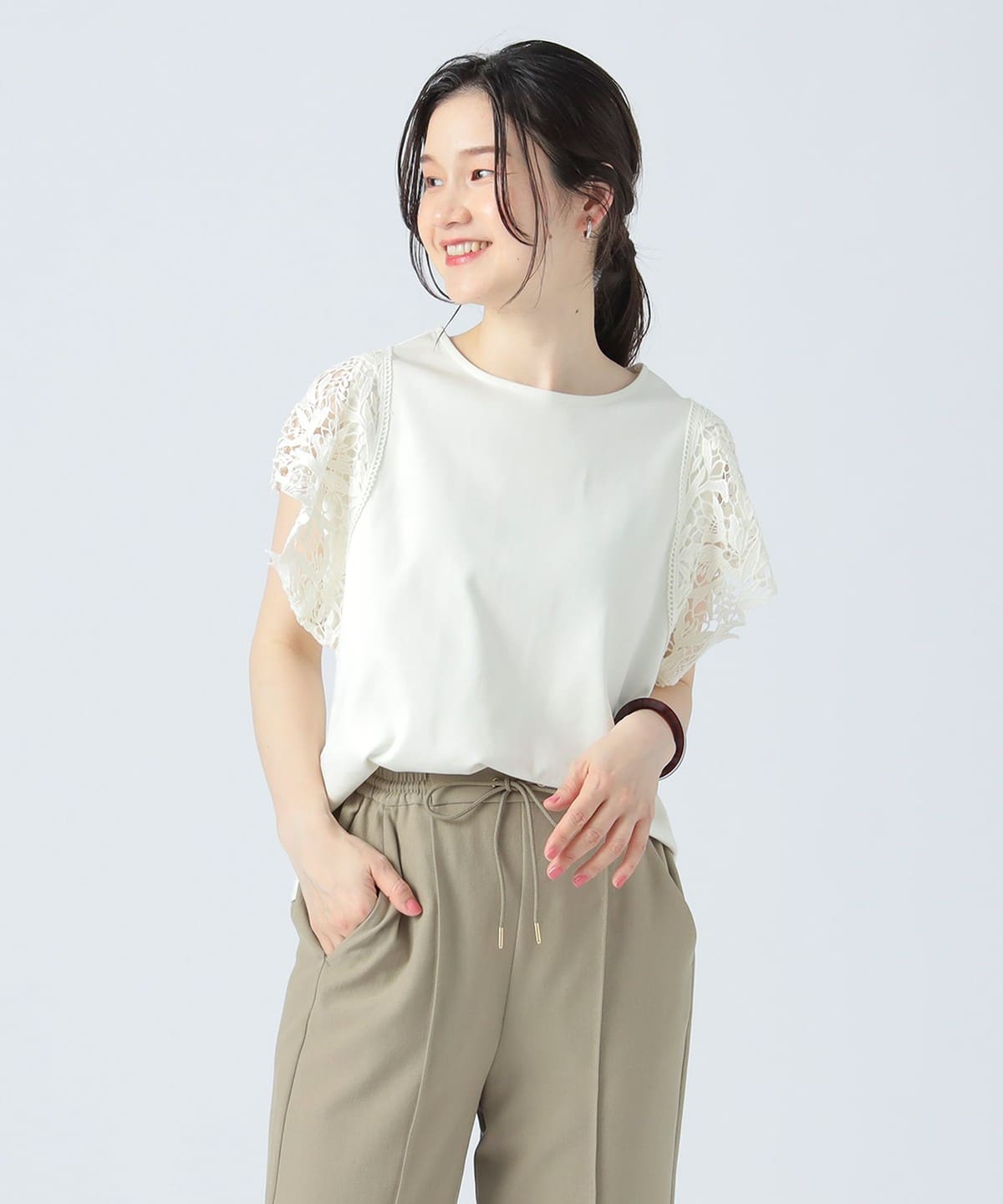【6/5新規値下げ】レース スリーブ プルオーバー Tシャツ・カットソー WOMEN OFF WHITE ONE SIZE 【6/5新規値下げ】レース スリーブ プルオーバー Tシャツ・カットソー WOMEN OFF WHITE ONE SIZE